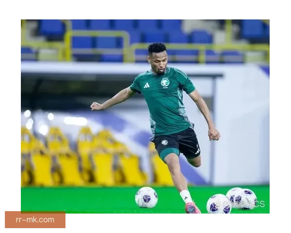 中国男足十八强赛主场零比一不敌沙特出线前景骤紧引发舆论热议